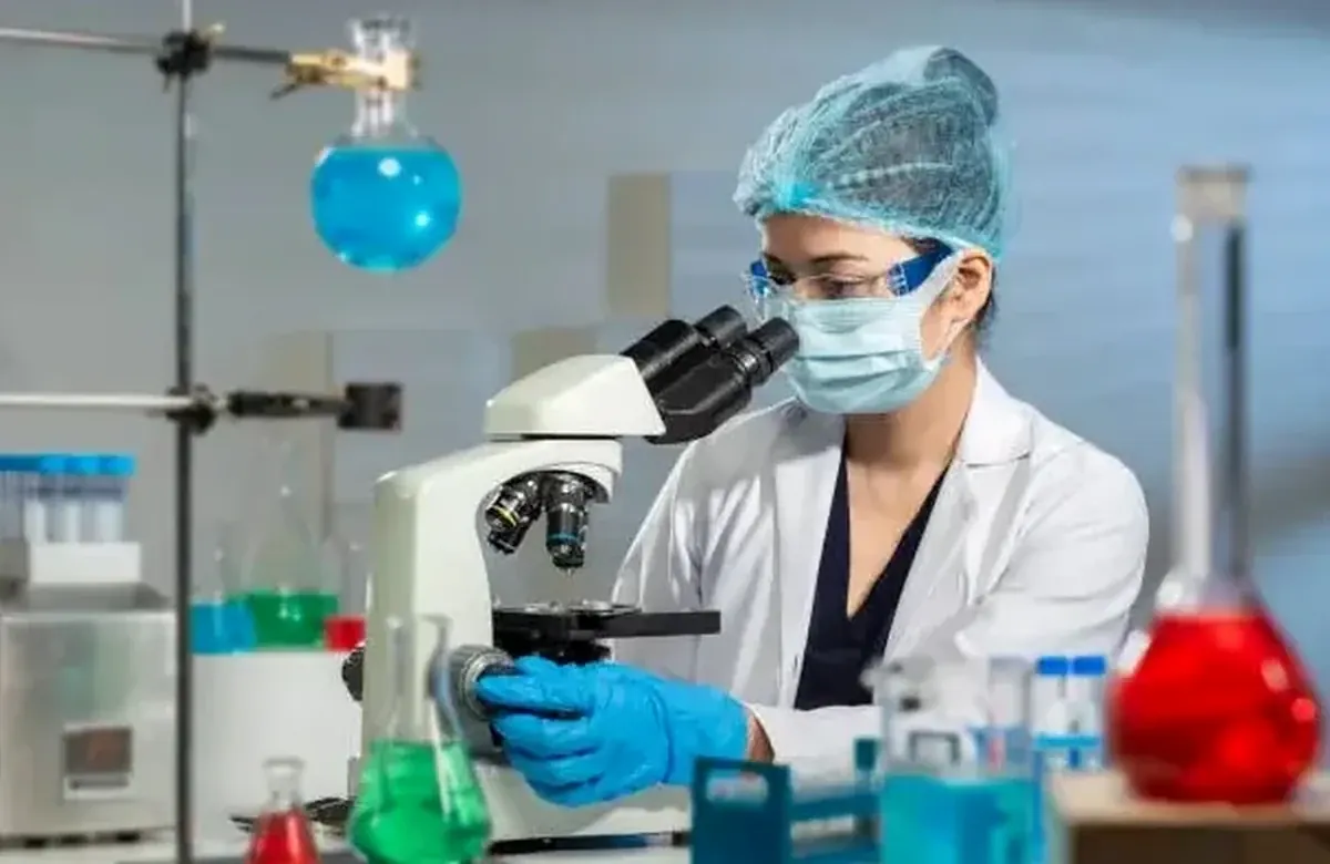 Allied Health Science students learning biotechnology laboratory methods